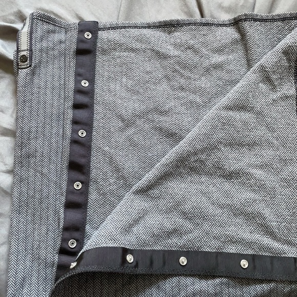 Lululemon adjustable scarf/wrap. - Picture 3 of 3